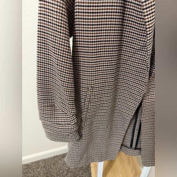 Philosophy Black and Brown Houndstooth Blazer - Picture 3 of 4